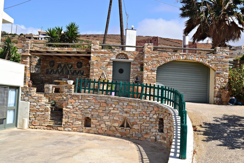 Stelios Zalonis Apartments Tinos Luaran gambar